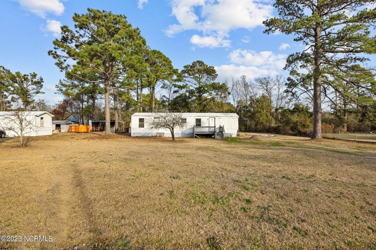 204 Southwinds Drive - Photo 1