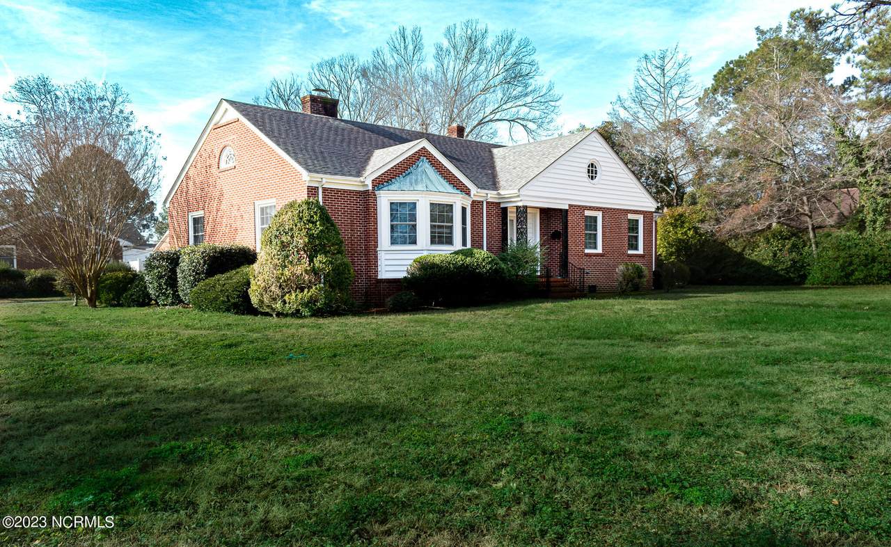 1009 Woodruff Avenue - Photo 1