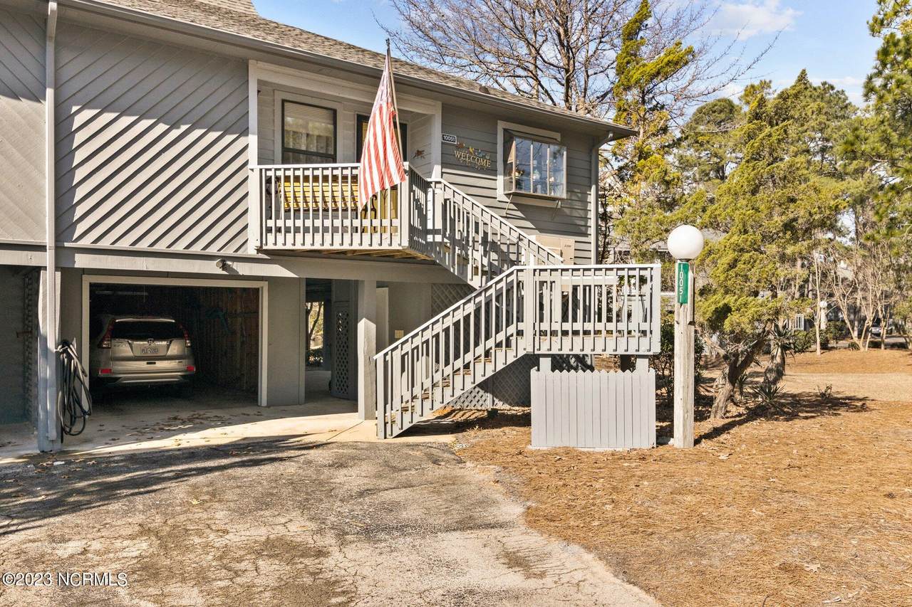 10051 Windward Drive - Photo 1