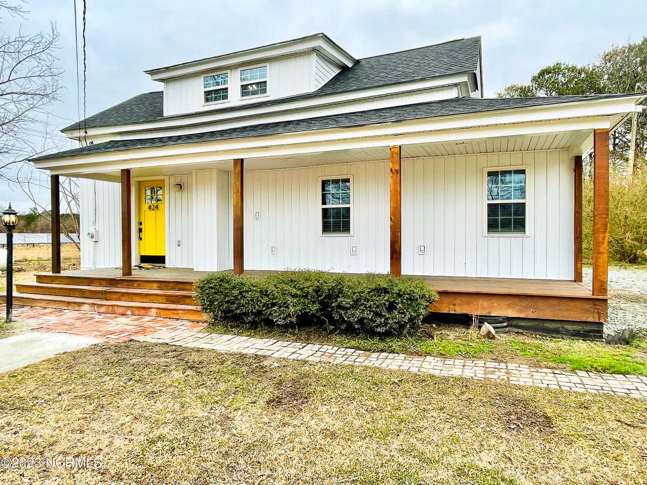 424 Louise Street Street - Photo 1