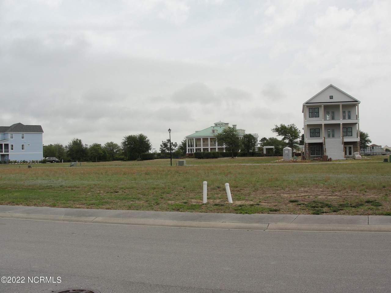 828 Cannonsgate Drive - Photo 1