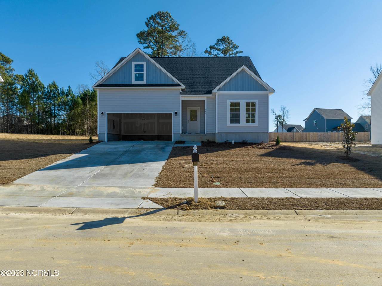 151 Broadleaf Drive - Photo 1