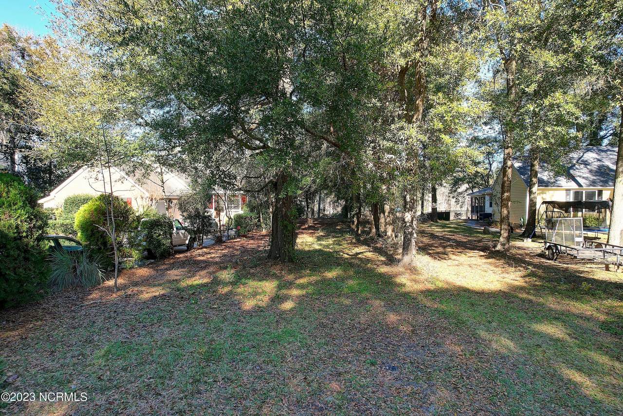 552 Medcalf Drive - Photo 1