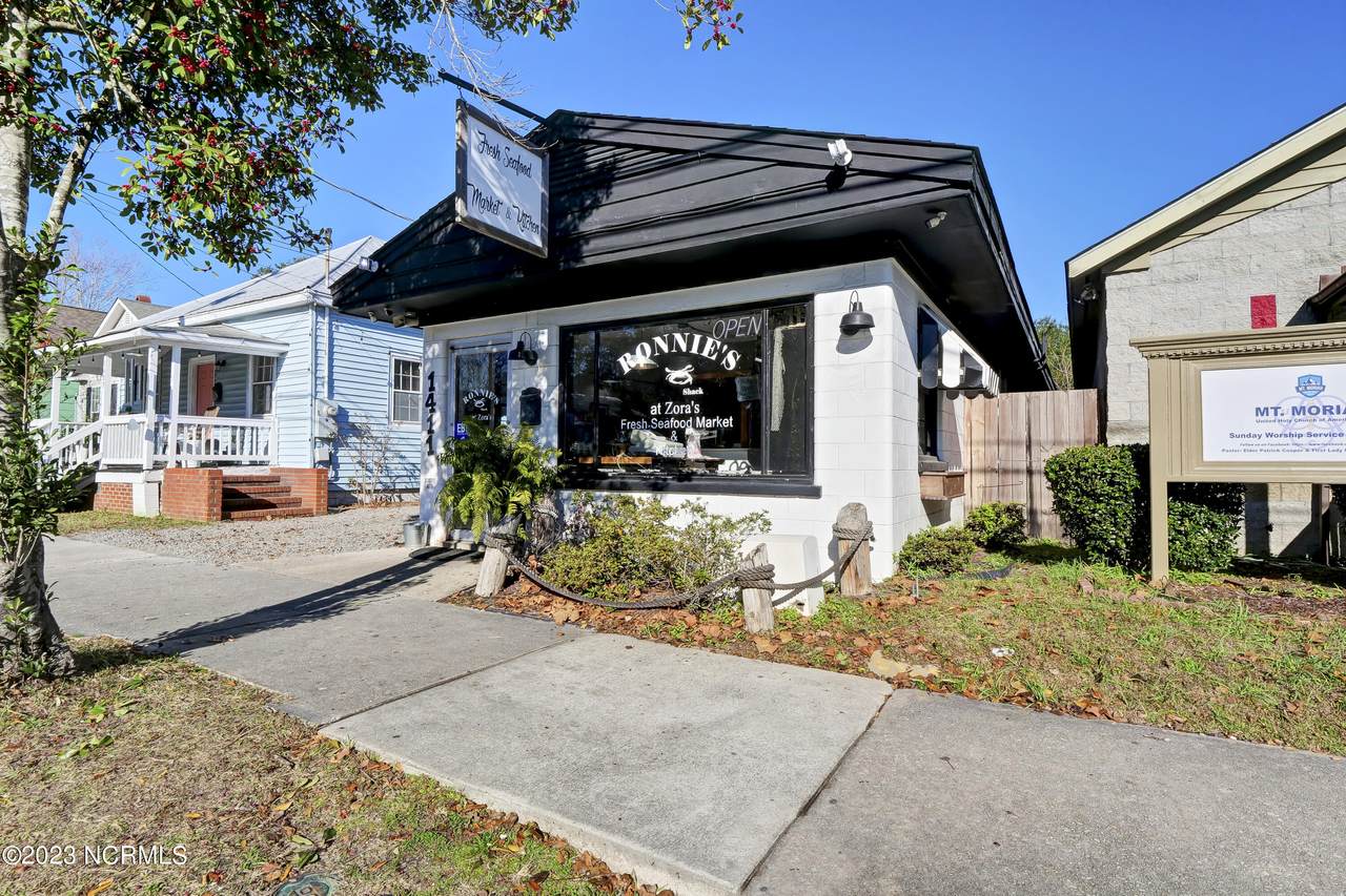 1409-1411 Castle Street - Photo 1