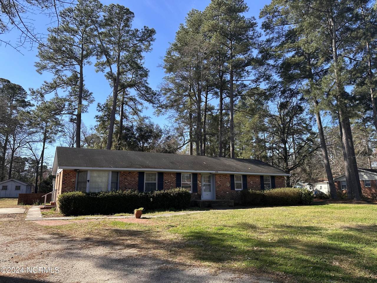 598 Forest Road - Photo 1