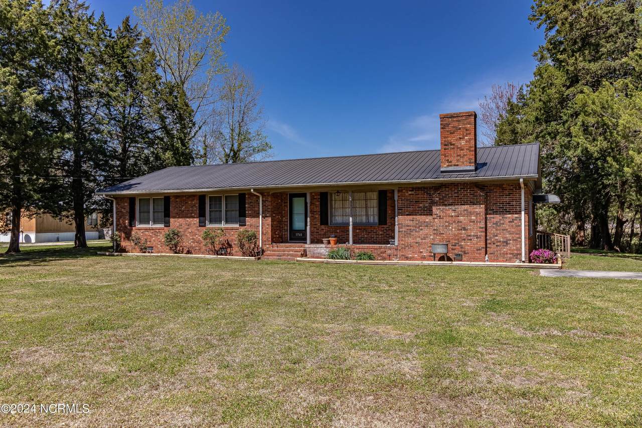 1760 Institute Road - Photo 1