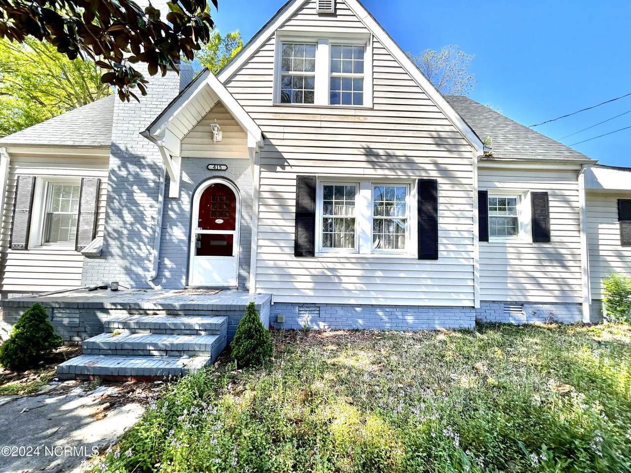 415 Bordeaux Street - Photo 1