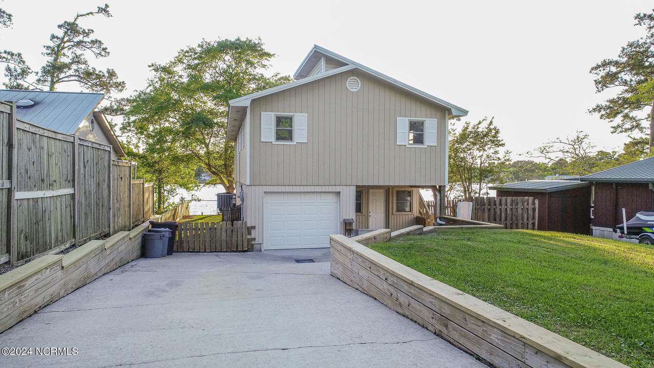 461 Bent Tree Lane - Photo 1