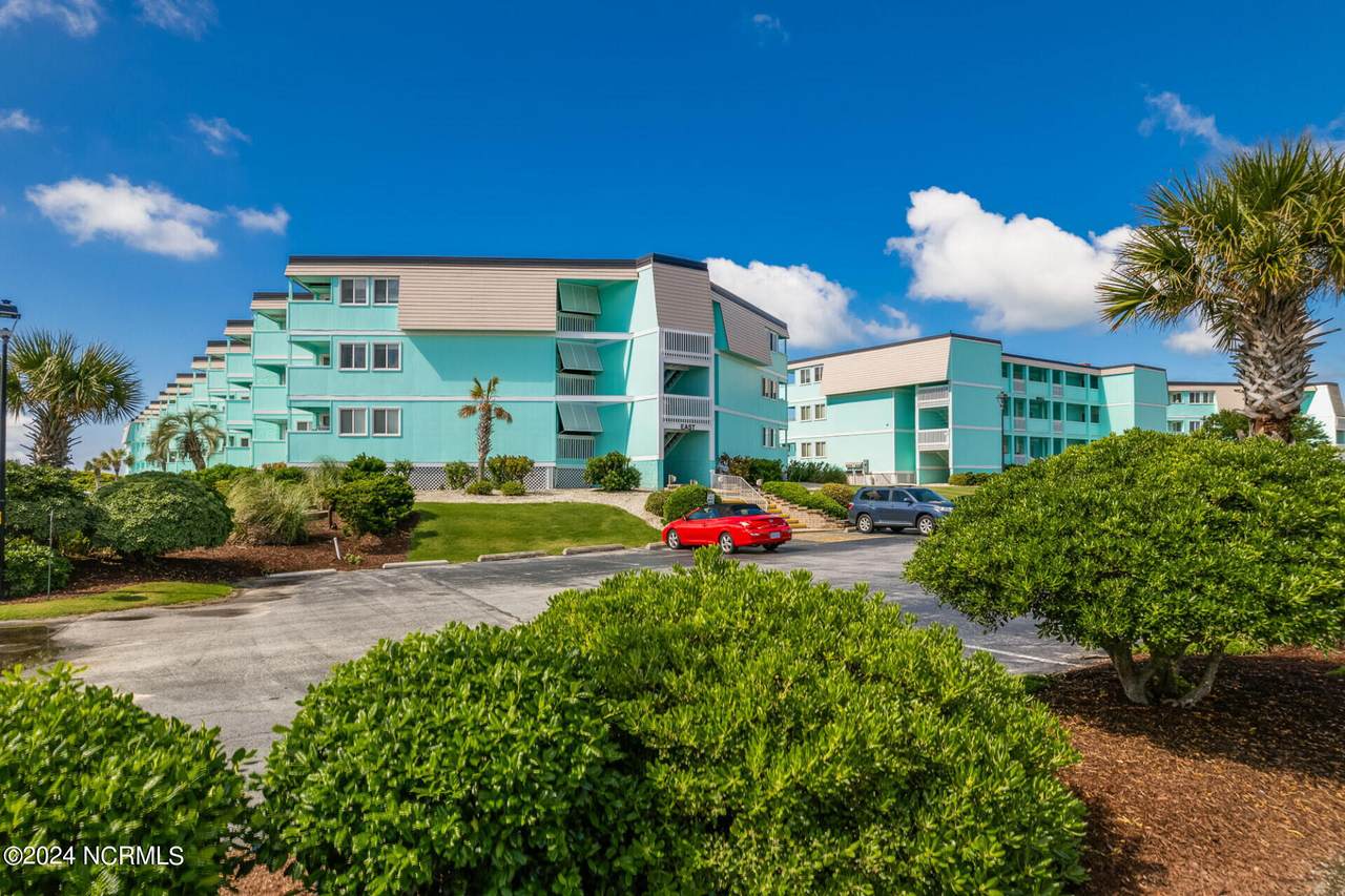 301 E Commerce Way Road 305, Atlantic Beach, NC 28512 (MLS 100445082