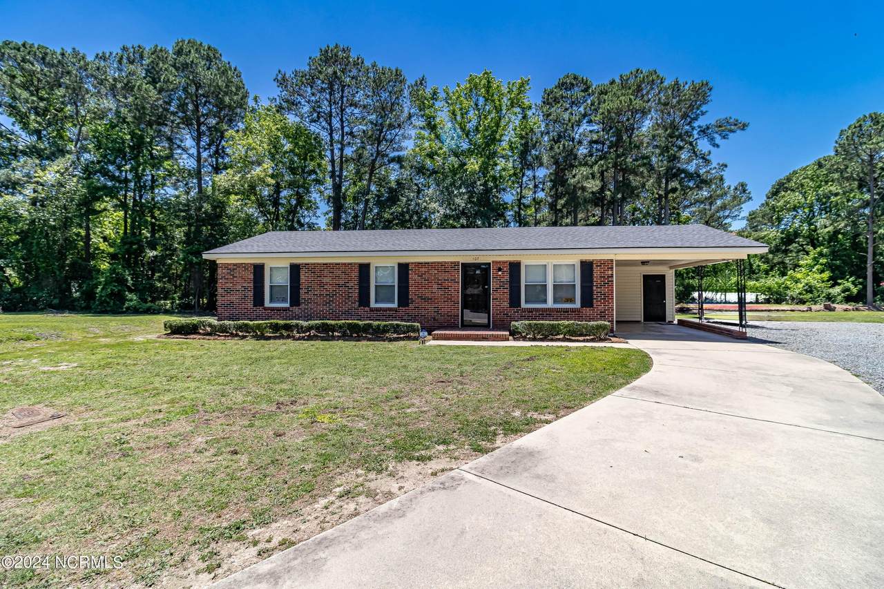 107 Rollingwood Court - Photo 1