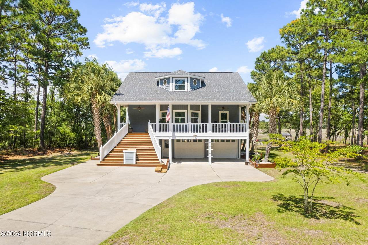 689 Lightwood Lane - Photo 1