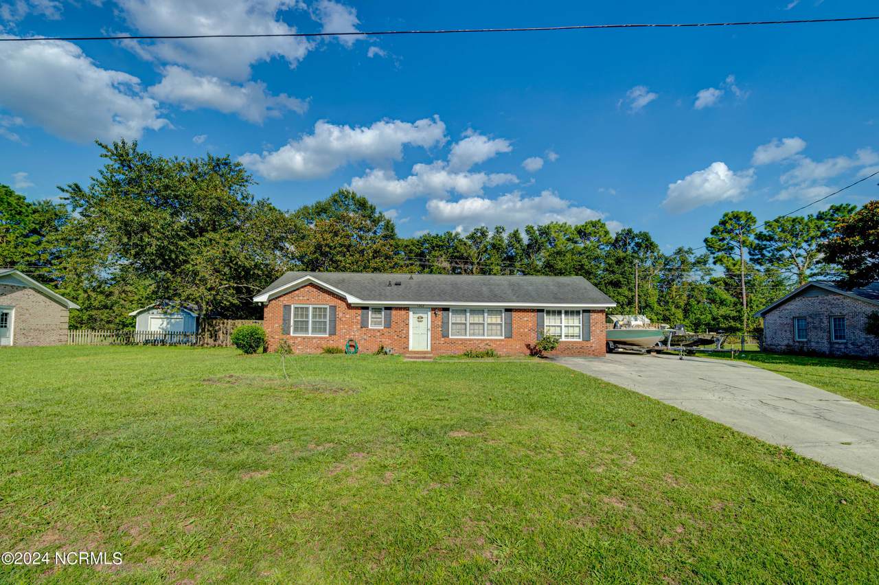 1202 Spring Branch Road - Photo 1