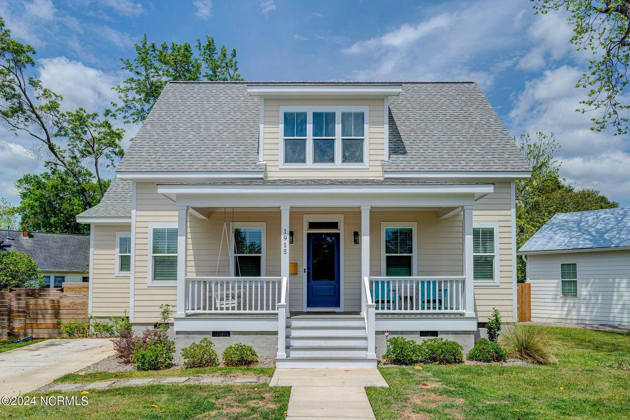 1915 Hudson Drive - Photo 1