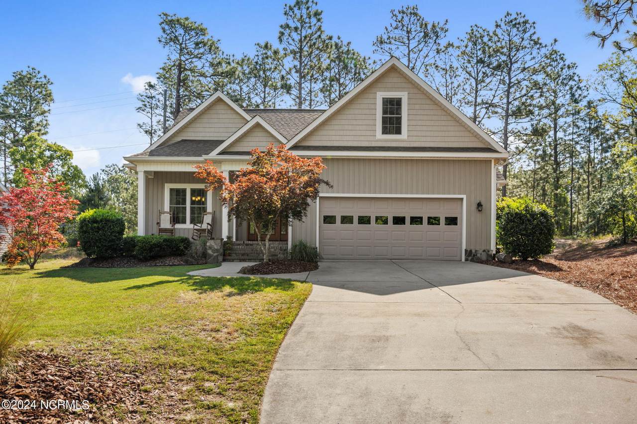11 Curtis Lane - Photo 1