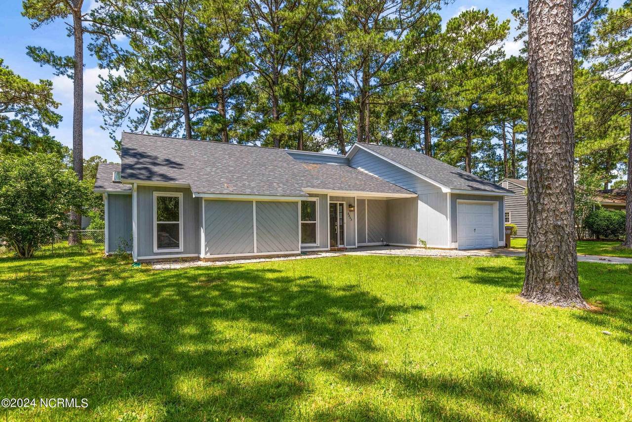 2203 Bridle Trail - Photo 1