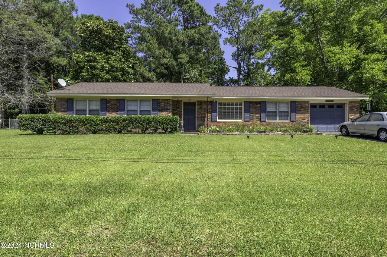 303 Kelly Road - Photo 1