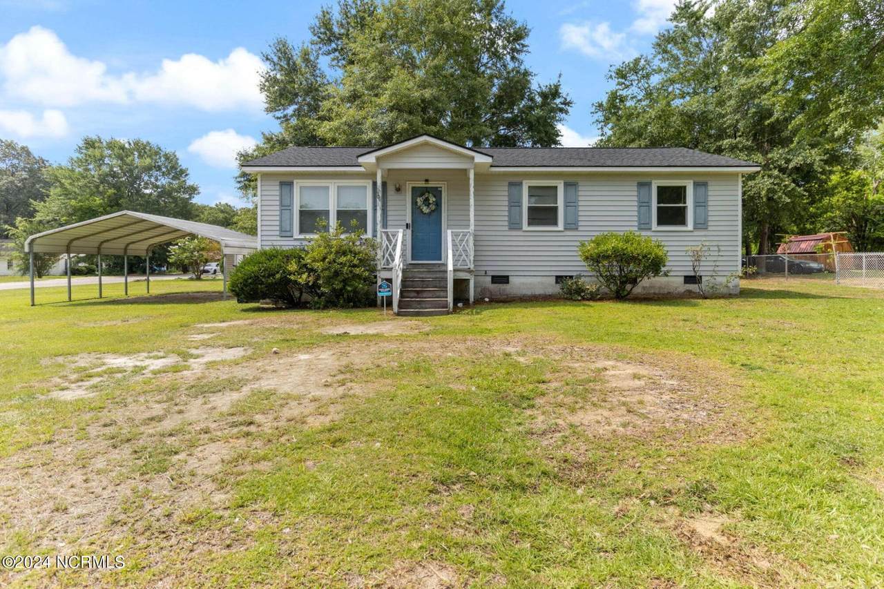 817 Duncan Street - Photo 1