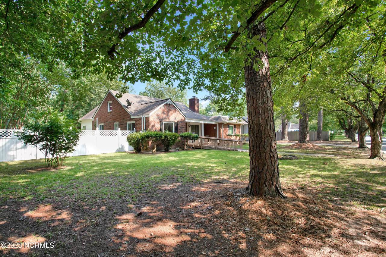 108 Andrews Avenue - Photo 1