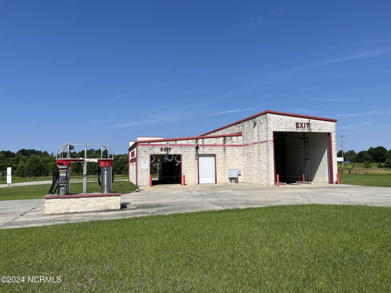 223 Farmers Market Road - Photo 1