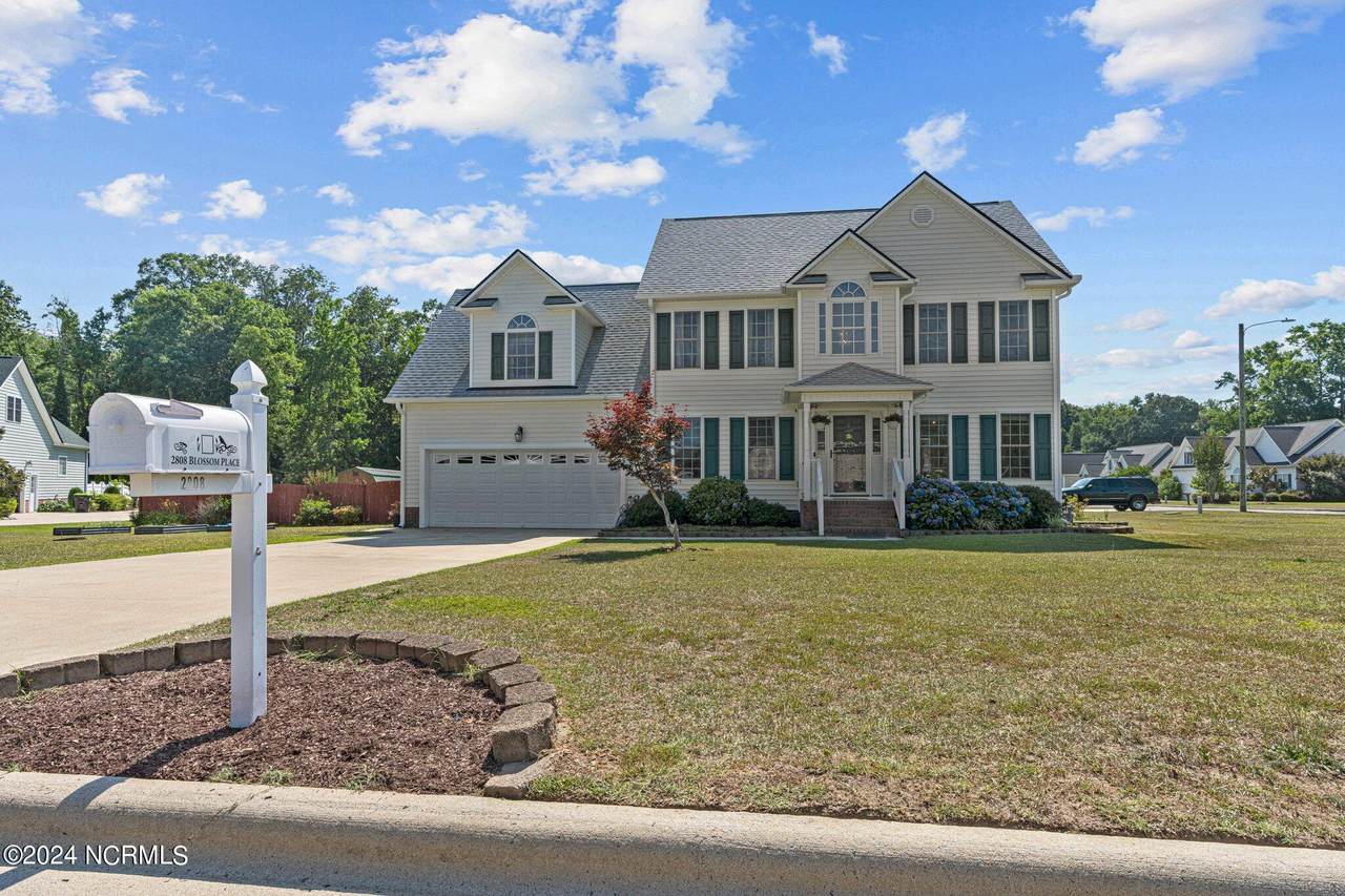 2808 Blossom Place - Photo 1