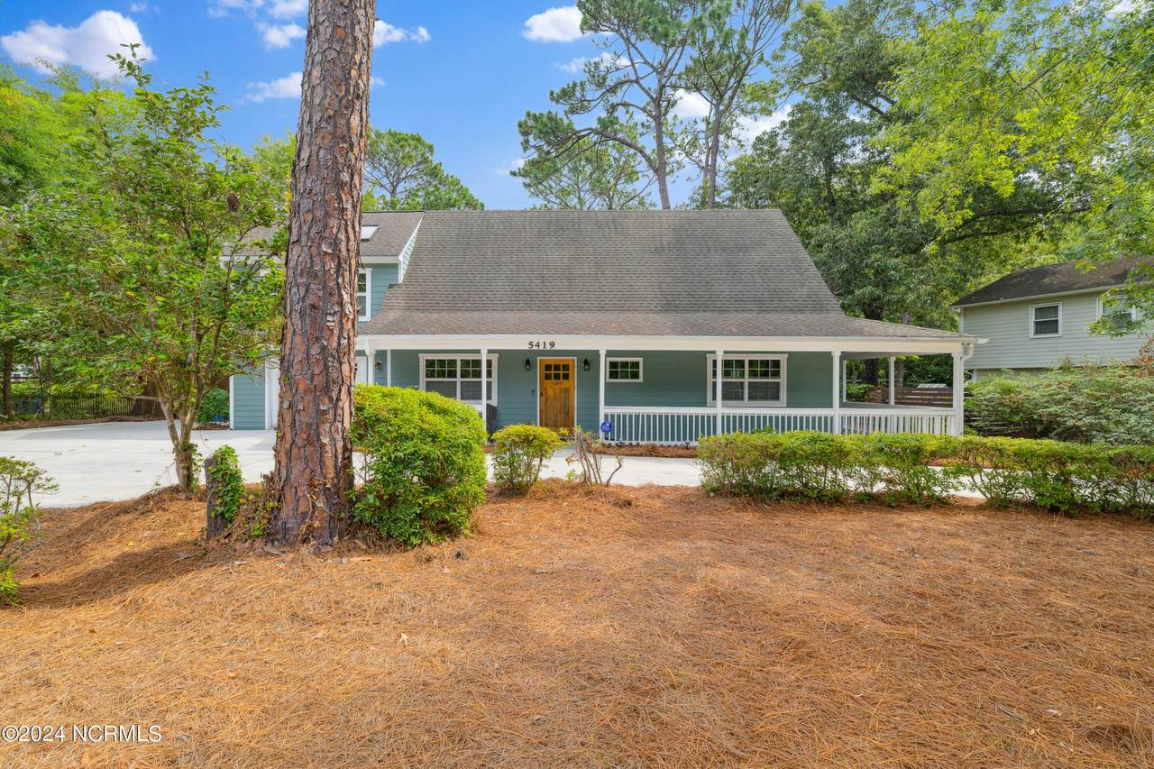 5419 Eastwind Road - Photo 1