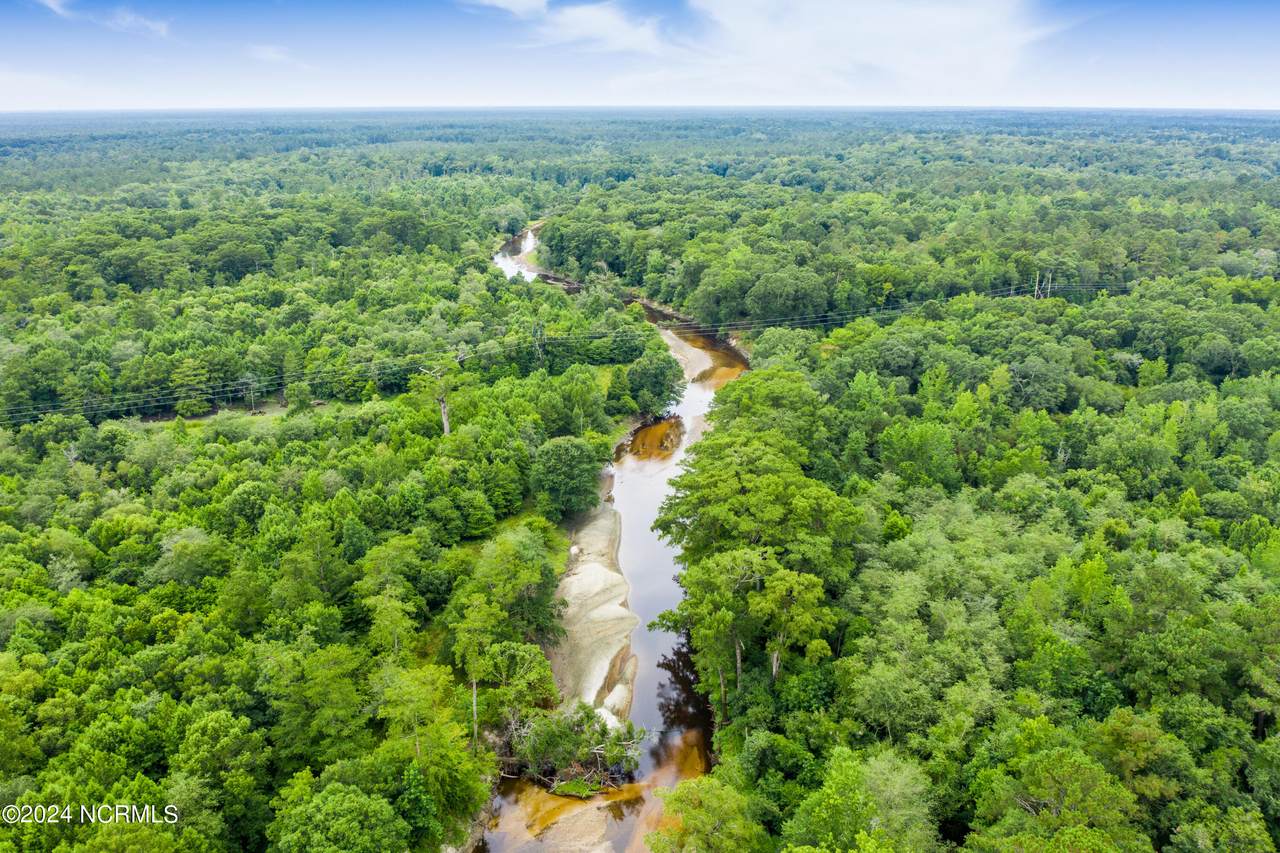 121 Lura Lane - Photo 1