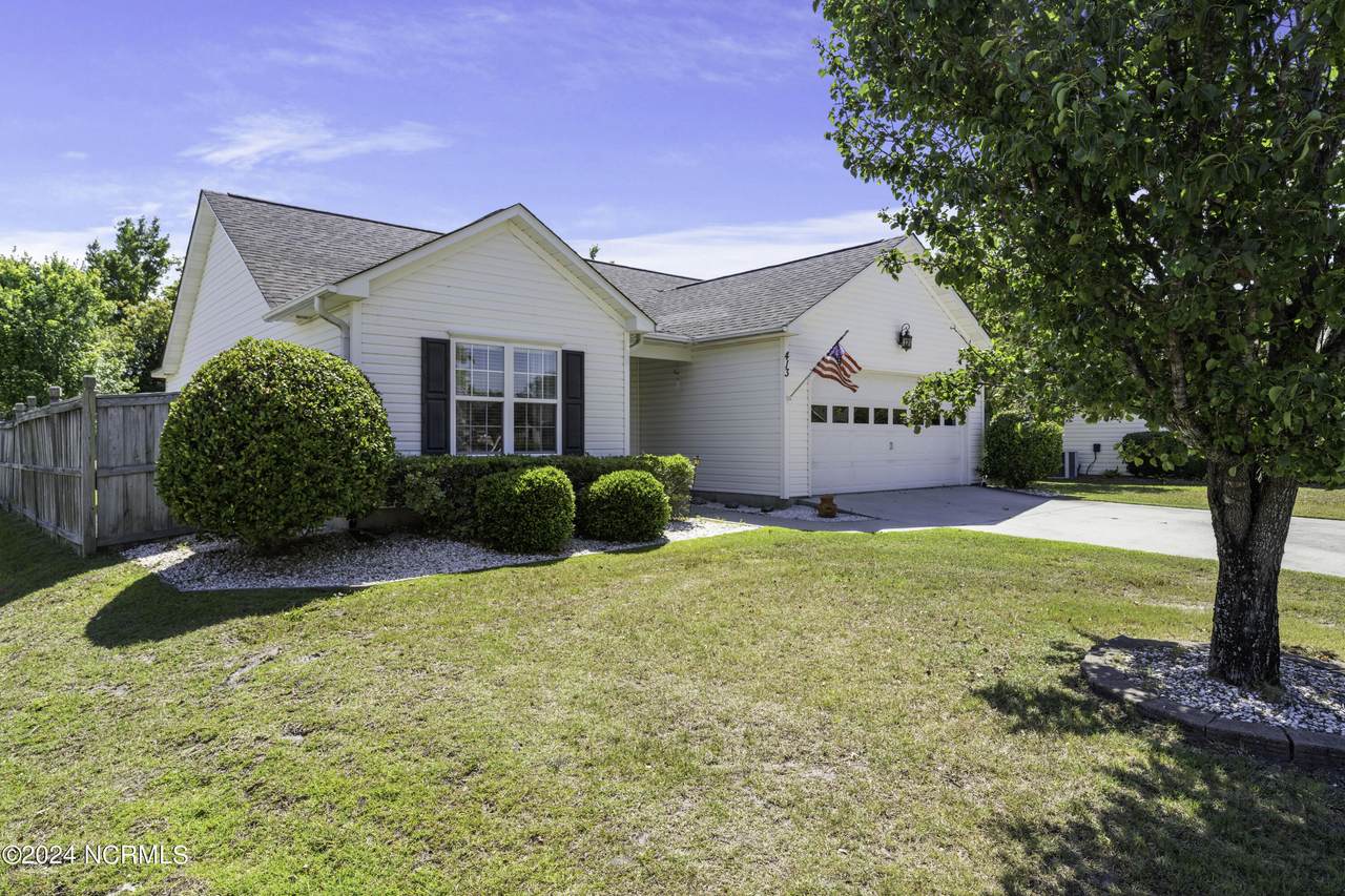 413 Mosswood Court - Photo 1