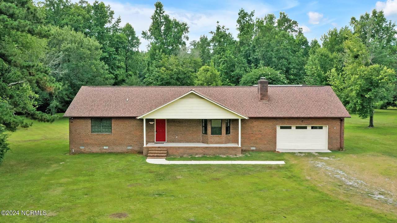 355 Hummingbird Lane - Photo 1