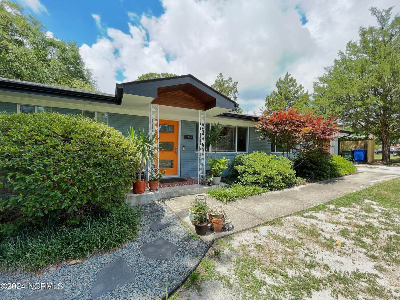 754 Timber Lane - Photo 1