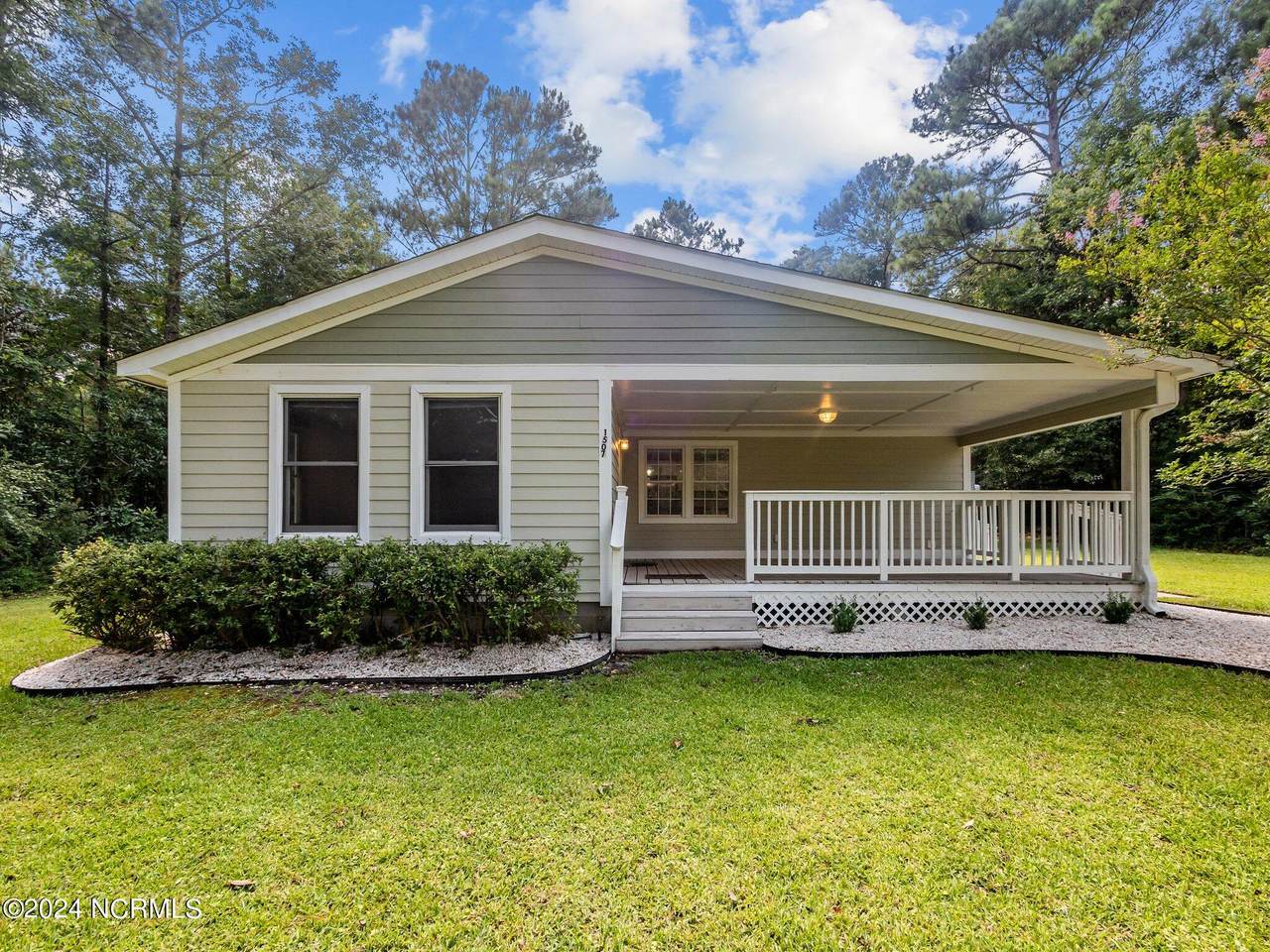 1507 Murrill Hill Road - Photo 1