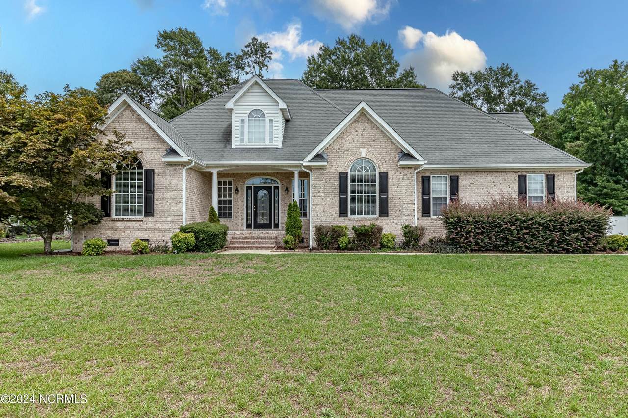300 Weatherby Drive - Photo 1