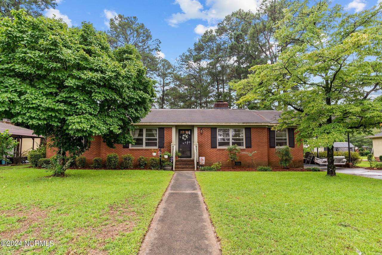 202 Kirkland Drive - Photo 1