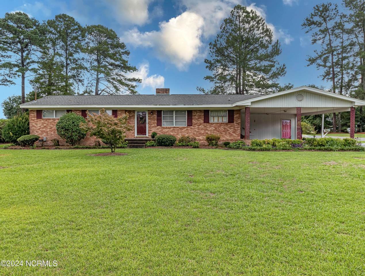 109 Longview Drive - Photo 1