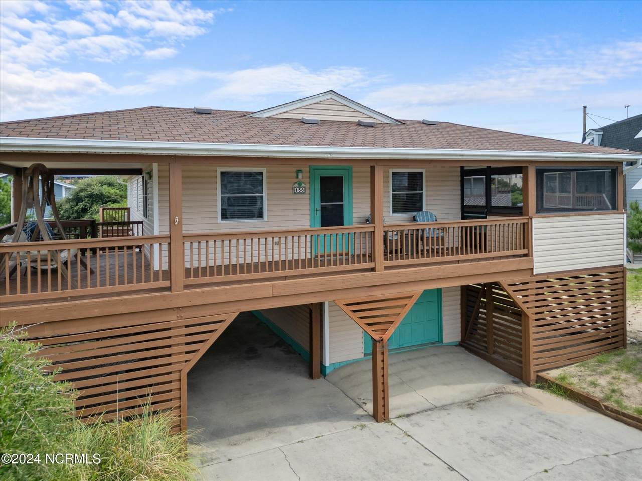 138 Bayberry Drive - Photo 1