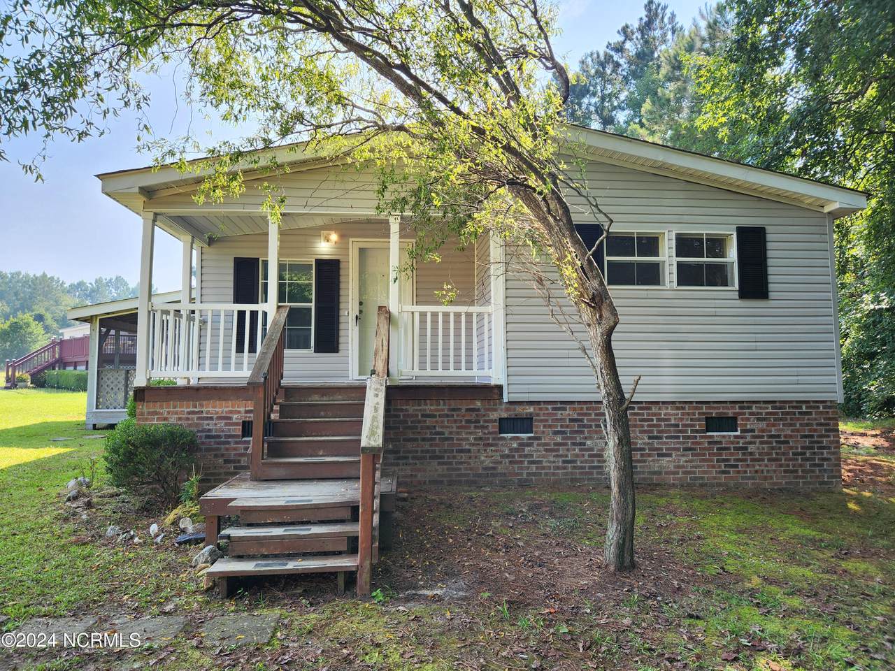 5892 Hollytree Court - Photo 1