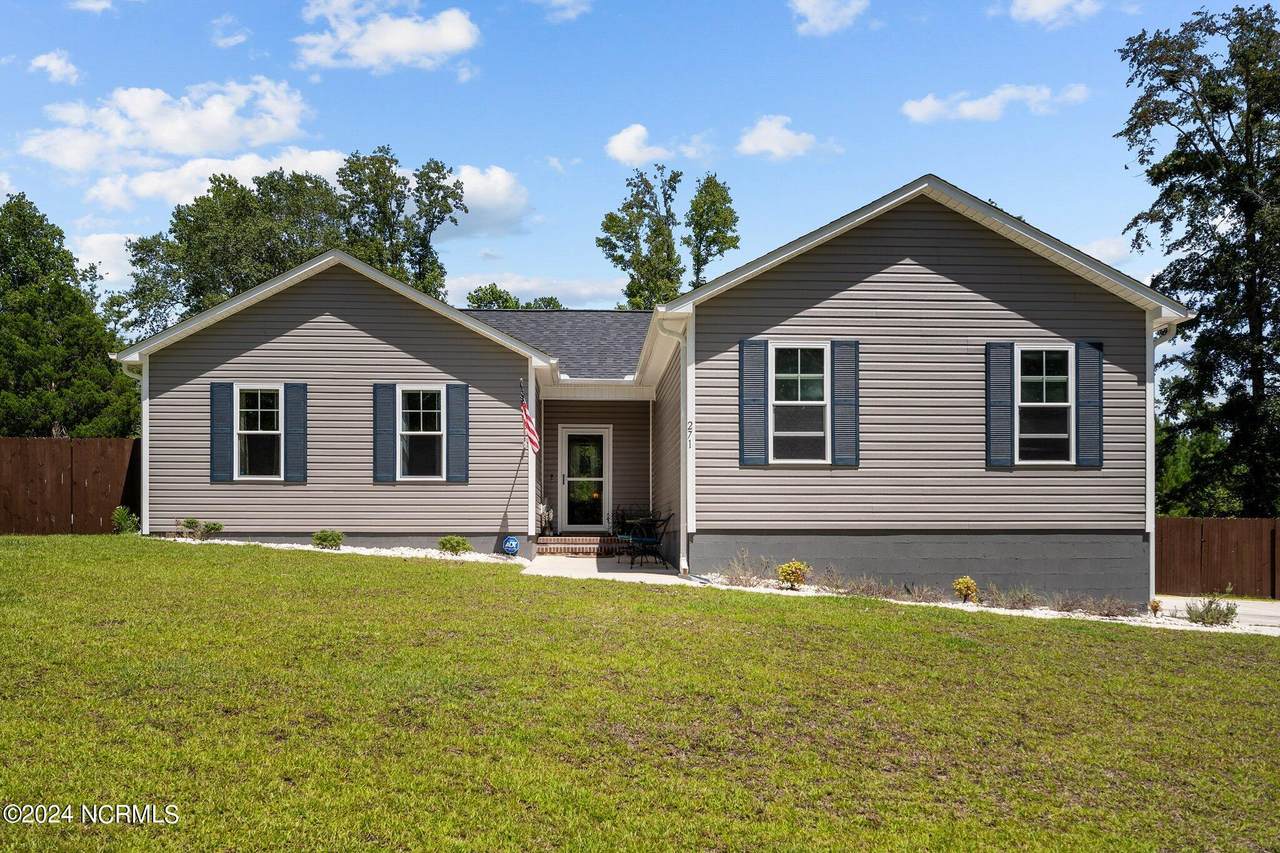 271 Morse Drive - Photo 1