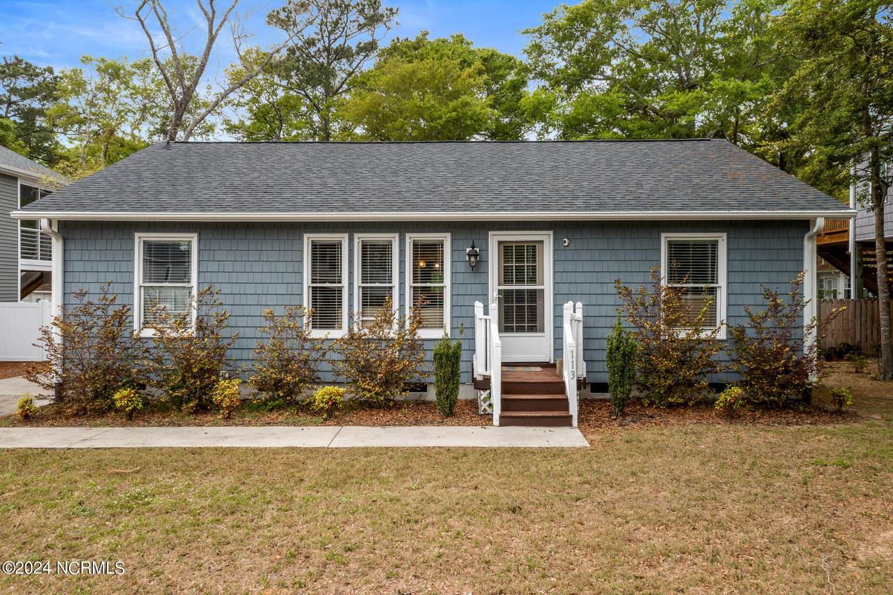 113 12th Street - Photo 1
