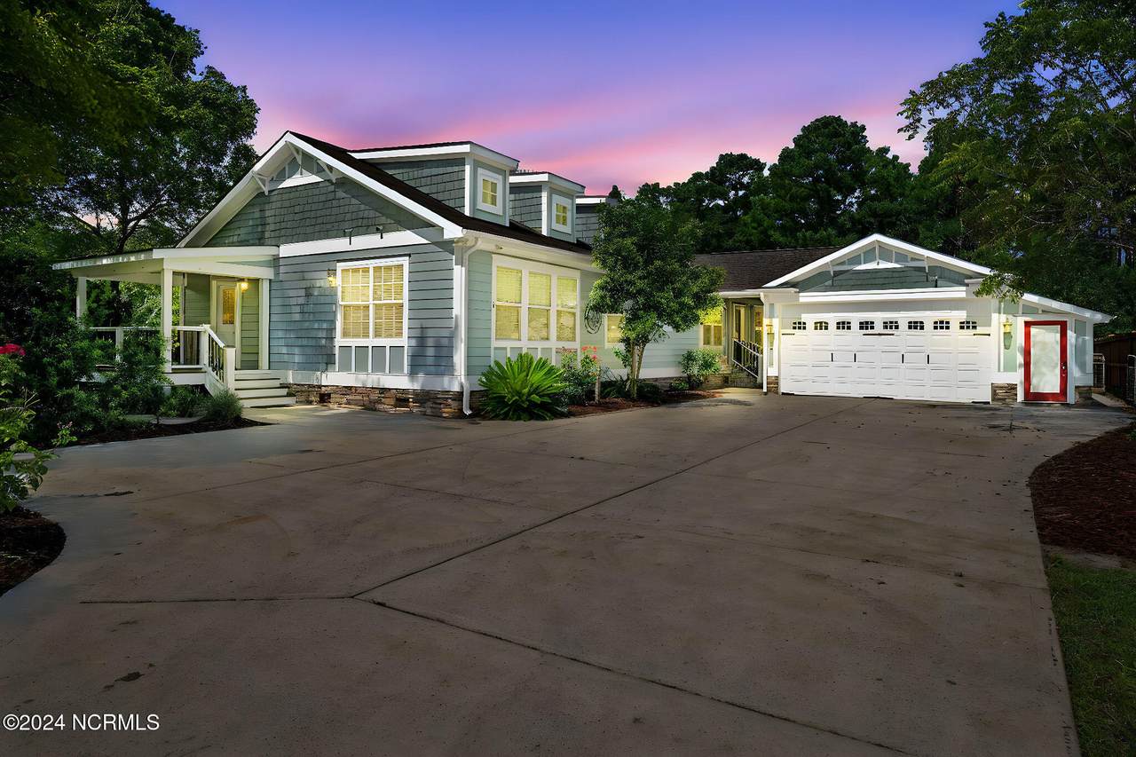 1701 White Road - Photo 1