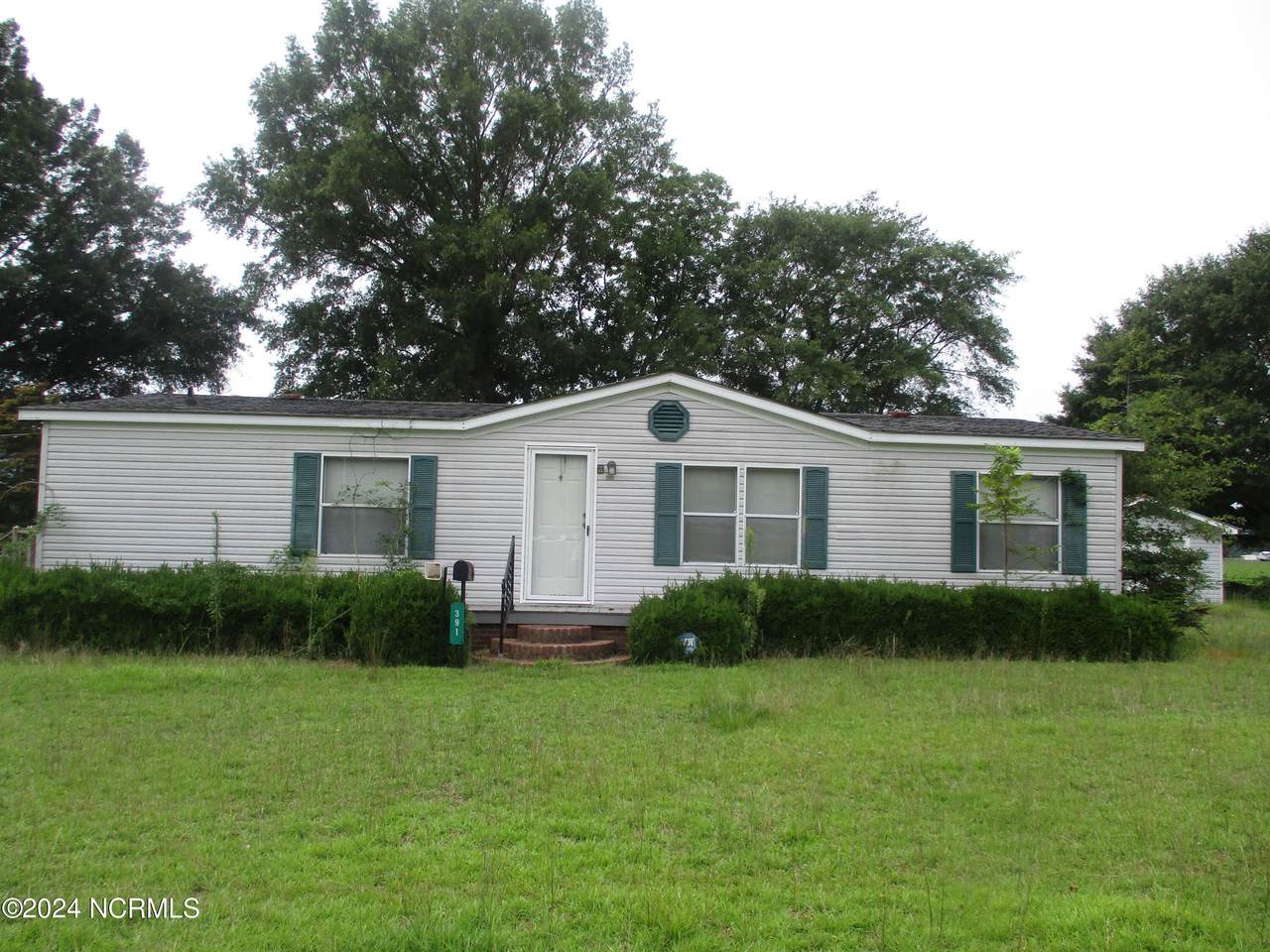 391 Fourth Street - Photo 1