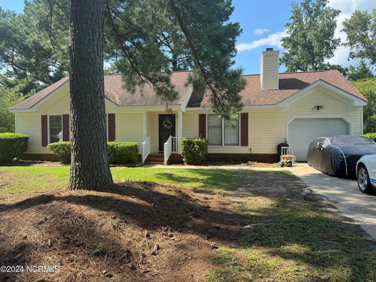 202 Kelliwood Drive - Photo 1