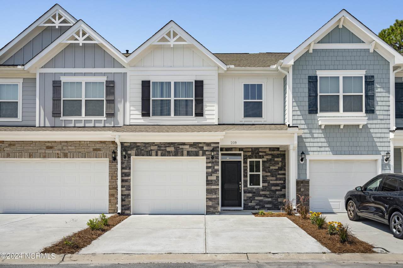 209 White Stone Place - Photo 1