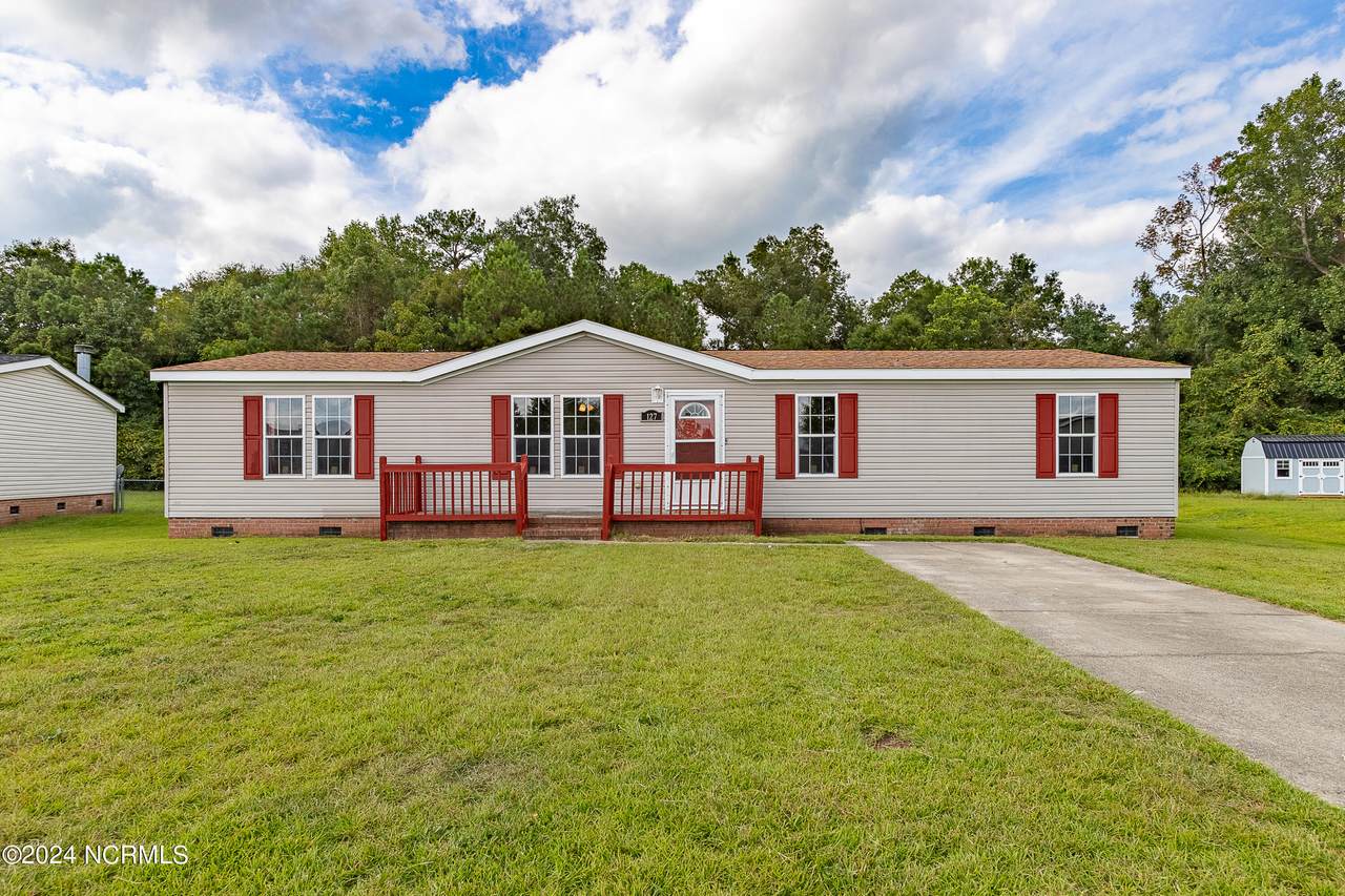 127 Magnolia Gardens Drive - Photo 1