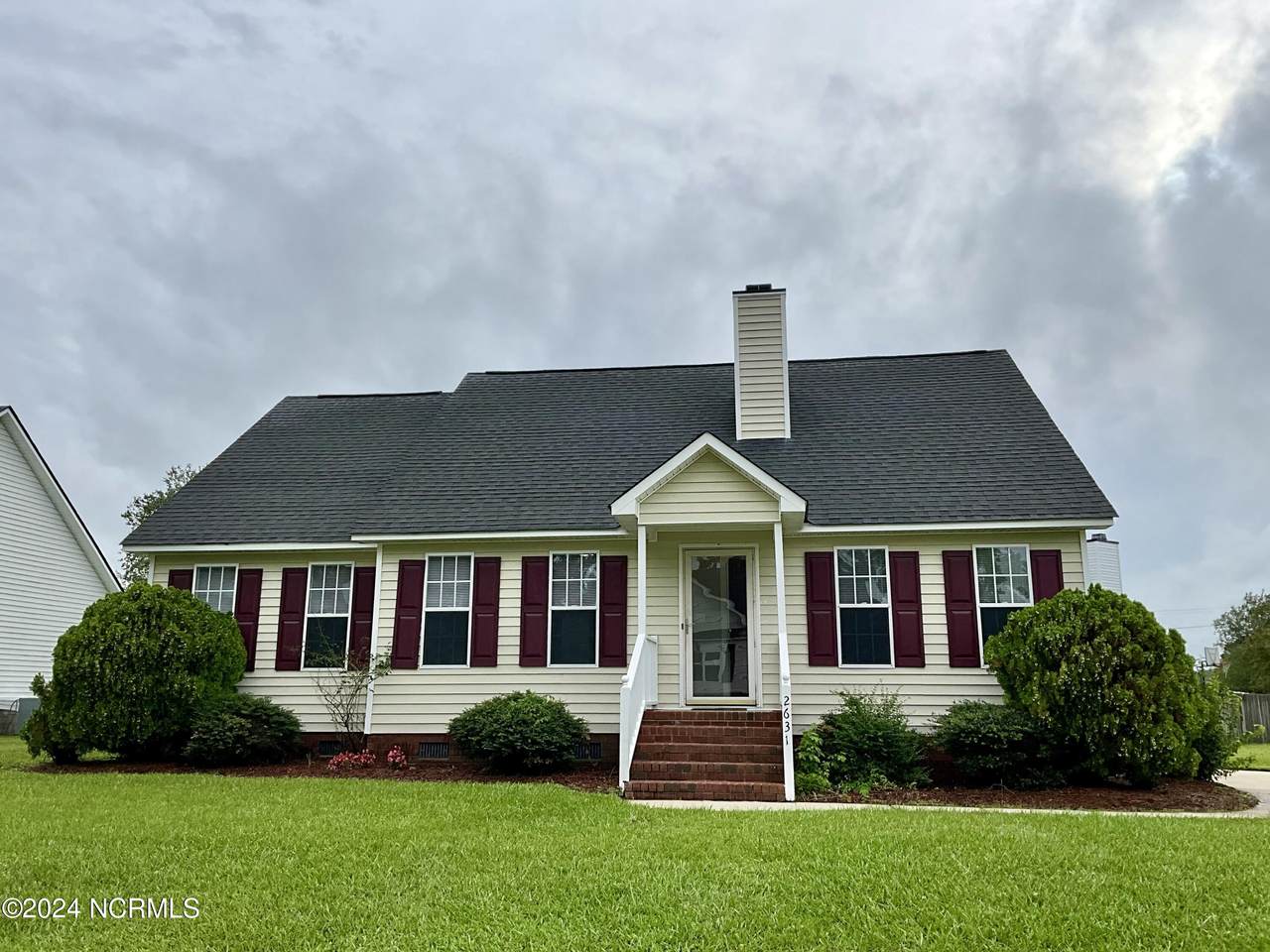 2631 Jasmine Drive - Photo 1