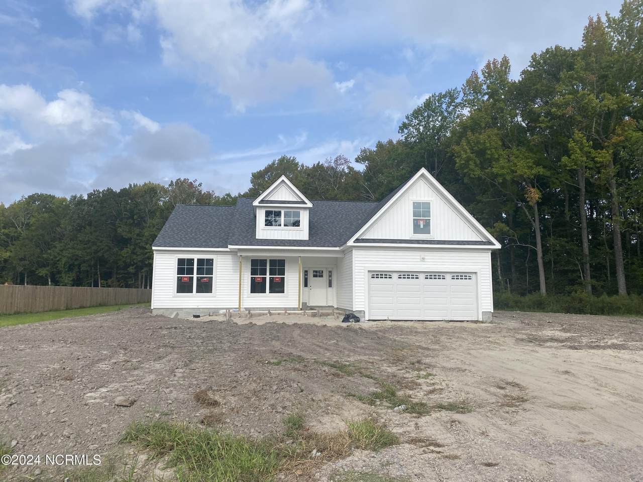 205 Victoria Lane - Photo 1