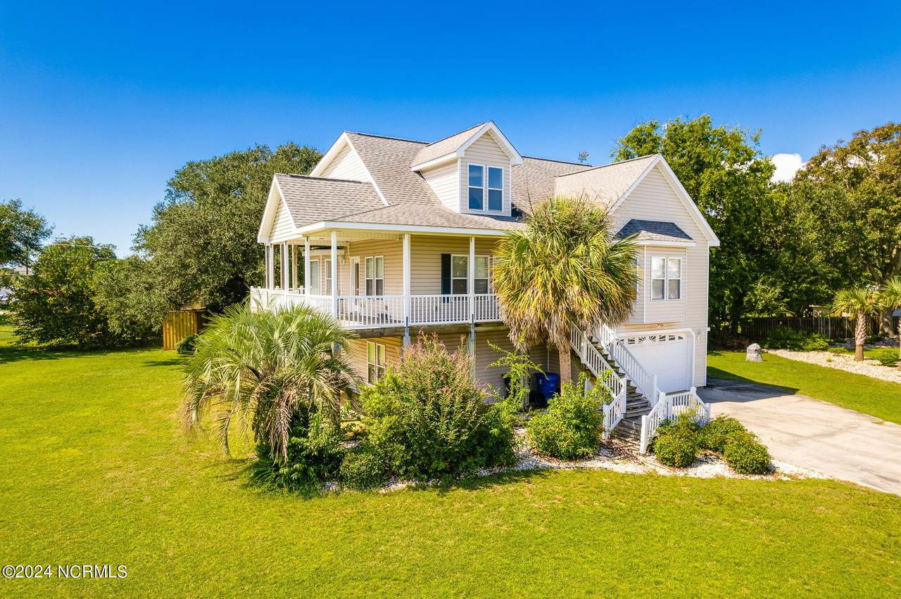 105 Dora Court - Photo 1