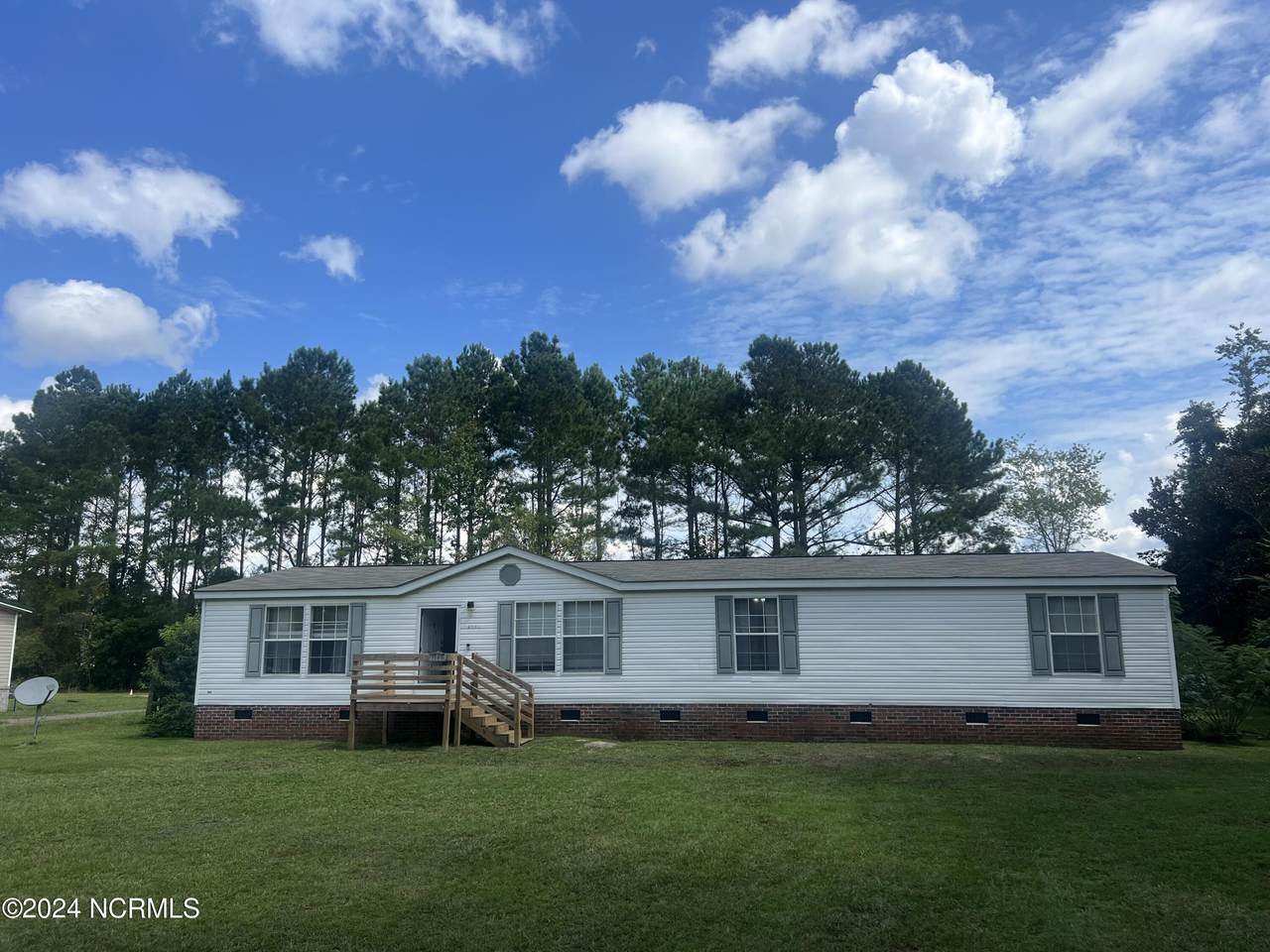 1148 Ivester Court - Photo 1