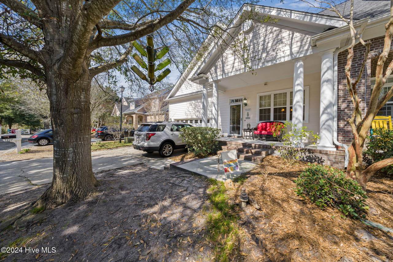 7405 Promontory Court - Photo 1