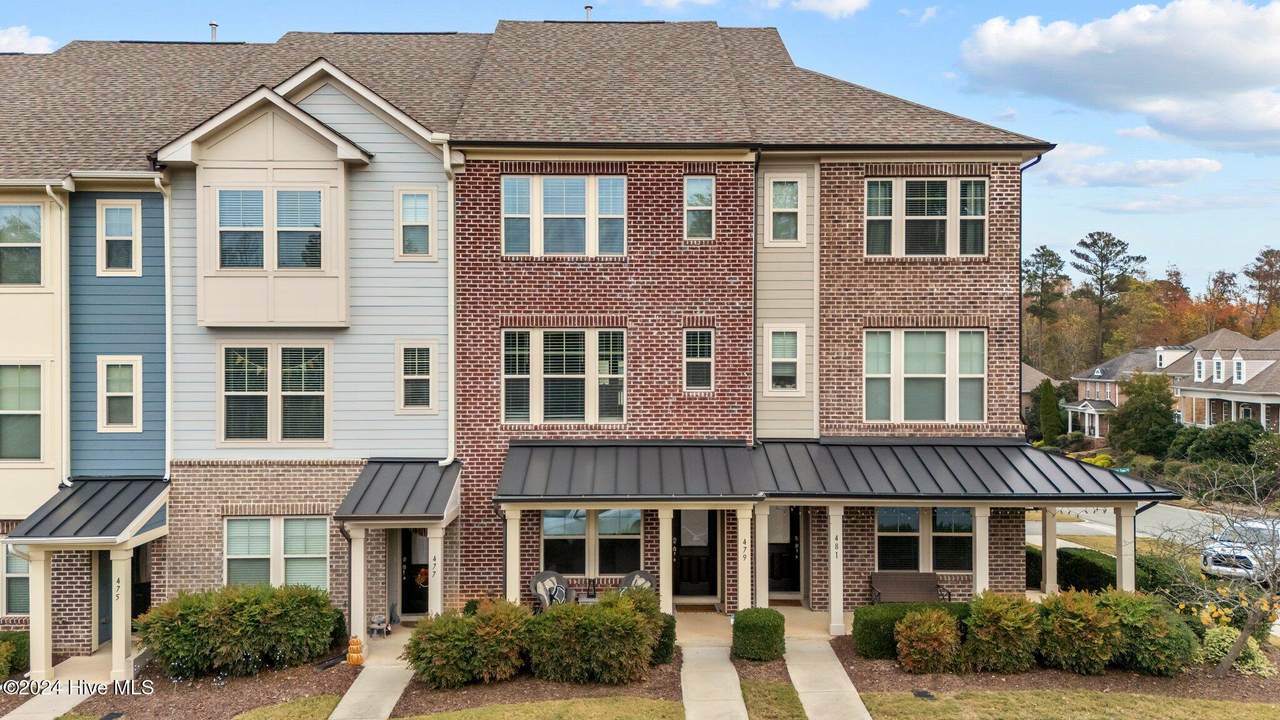 479 Village Commons Lane - Photo 1