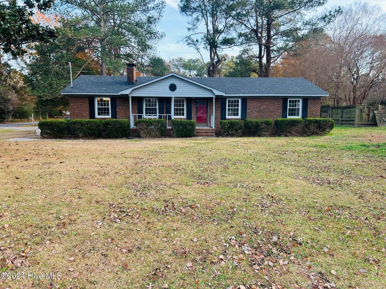 3300 Pinetree Lane - Photo 1