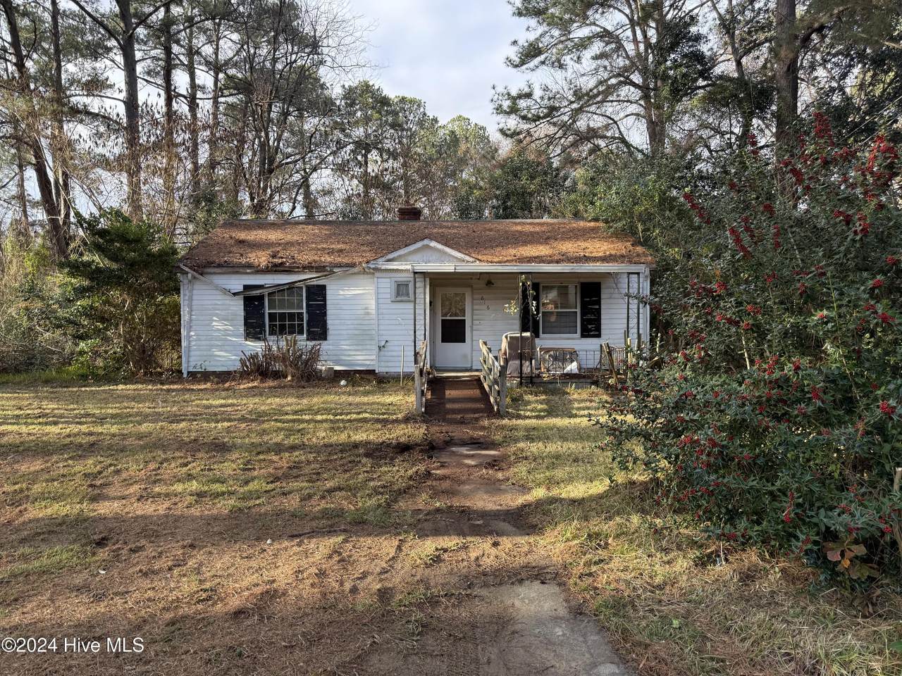 616 Greenmead Drive - Photo 1